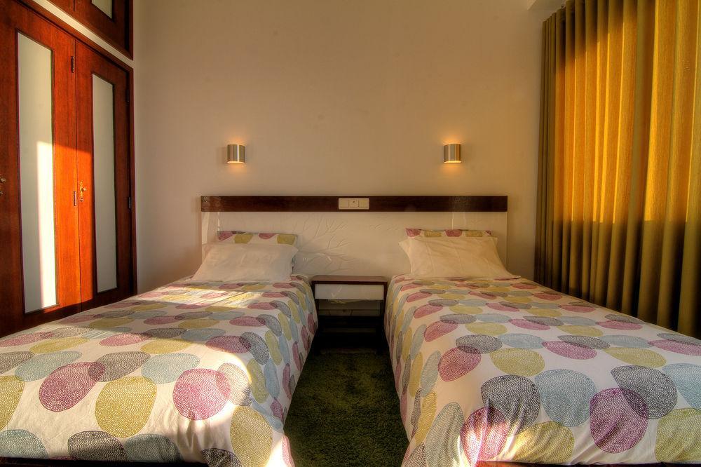 Hotel Teimoso Фигейра-да-Фош Экстерьер фото